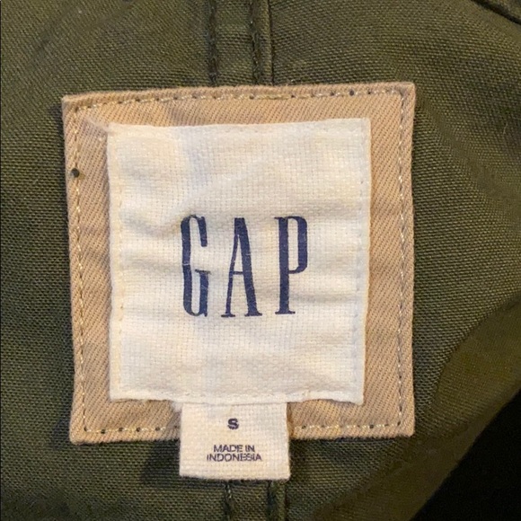 GAP Military Jacket with hidden hood and Patches - Picture 10 of 11